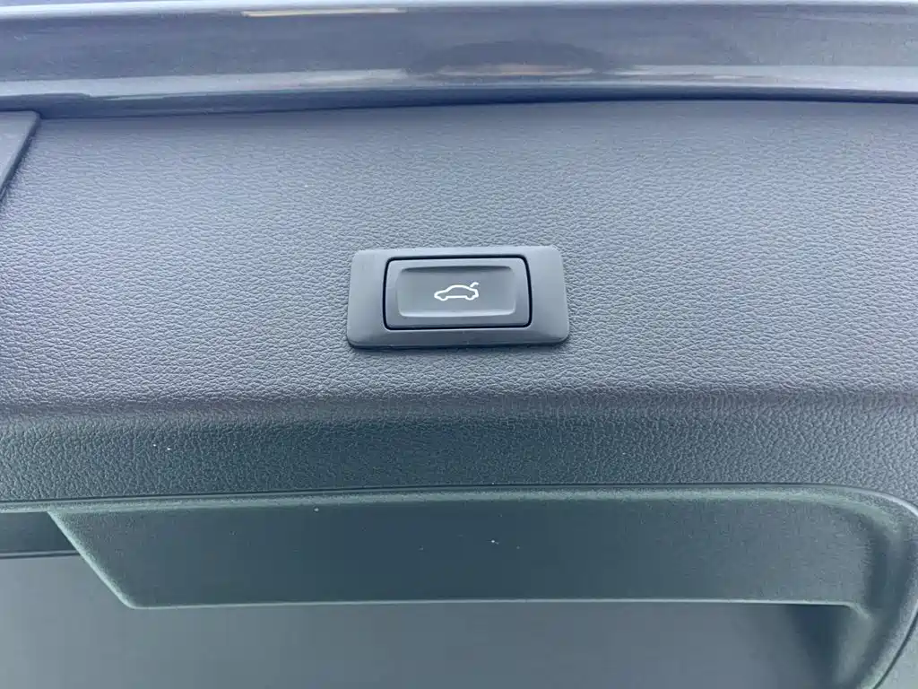 Audi e-tron — миниатюра 10