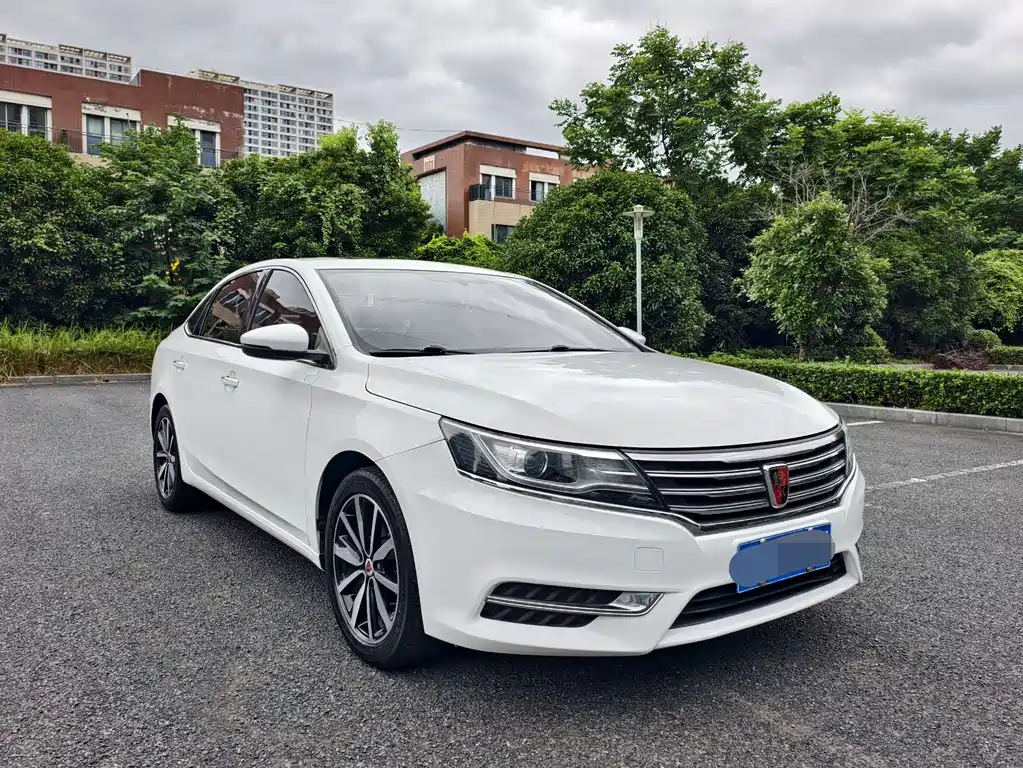 Roewe i6 Classic 20T Auto Internet Smart Edition, фото 2