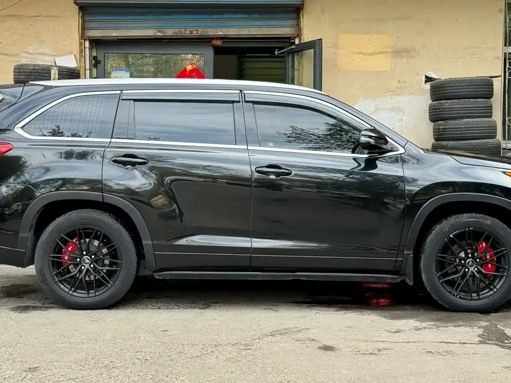Toyota Highlander — миниатюра 6