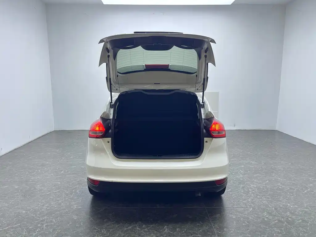 Ford Focus 2018 1.6L AT Comfort