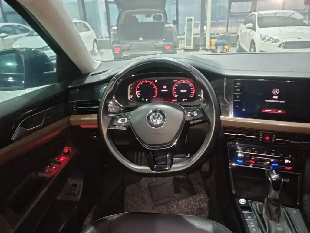 Volkswagen Passat — миниатюра 11