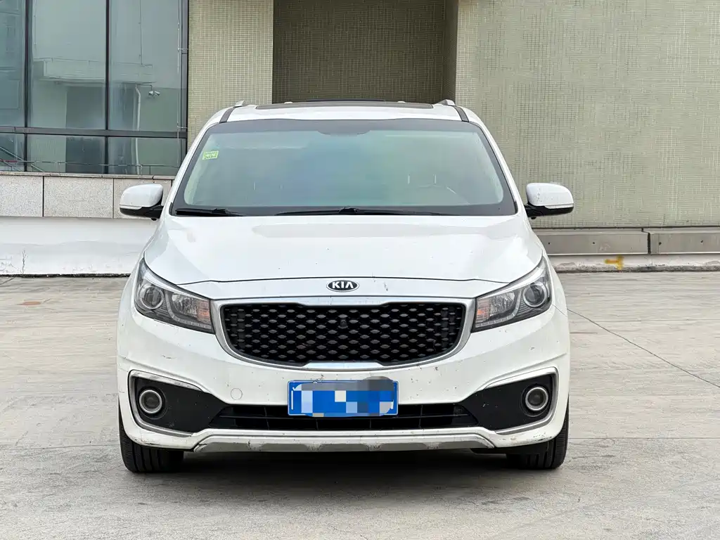 Kia Carnival — миниатюра 2