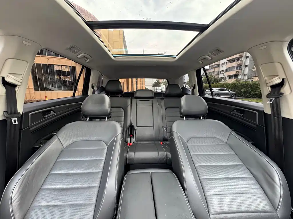 Volkswagen Teramont — миниатюра 14