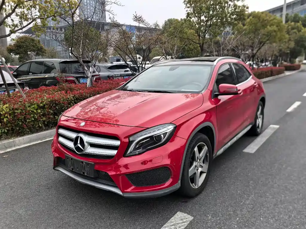 Mercedes-Benz GLA (Import)