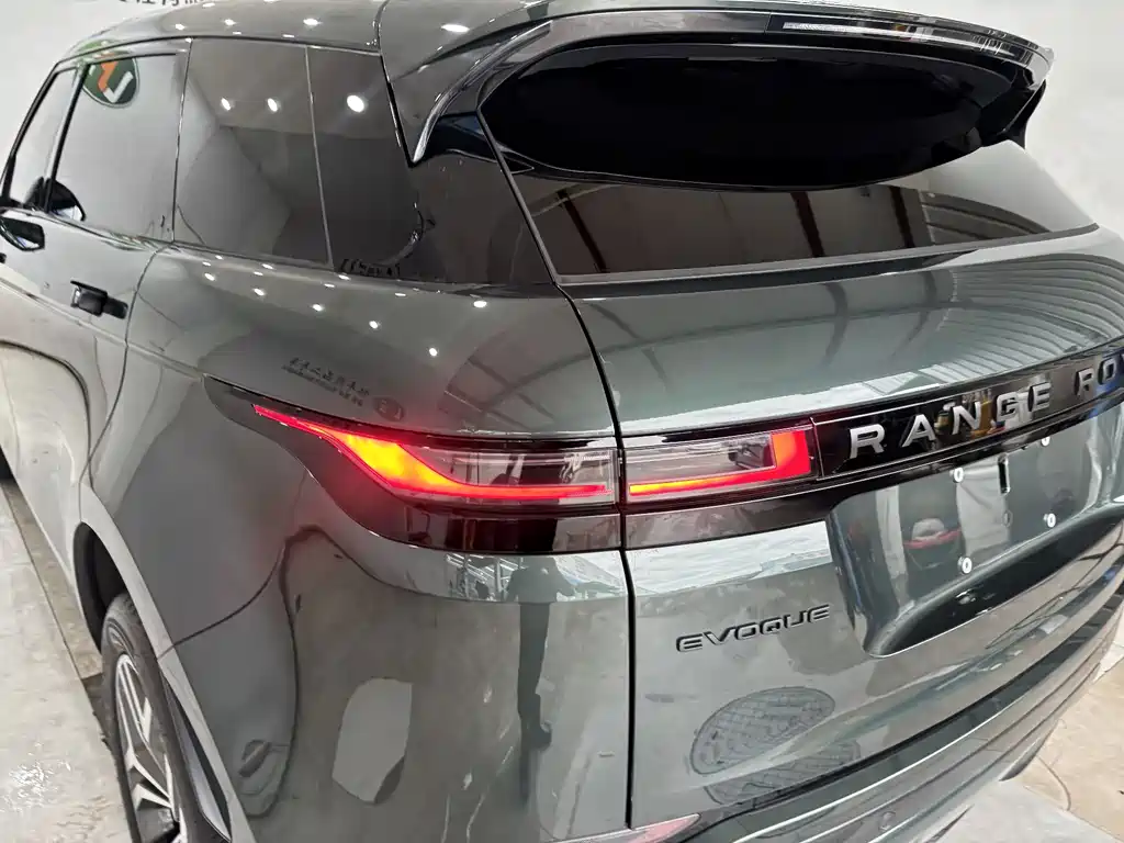 Land Rover Range Rover Evoque 2026 L SE