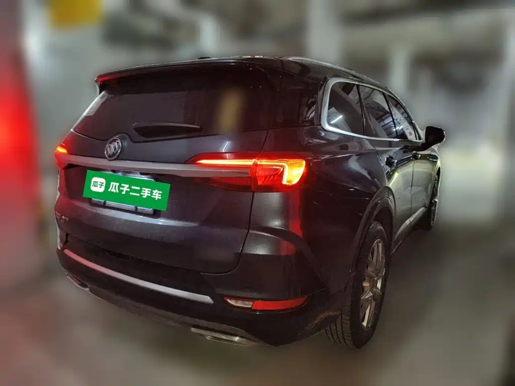 Buick Enclave — миниатюра 4