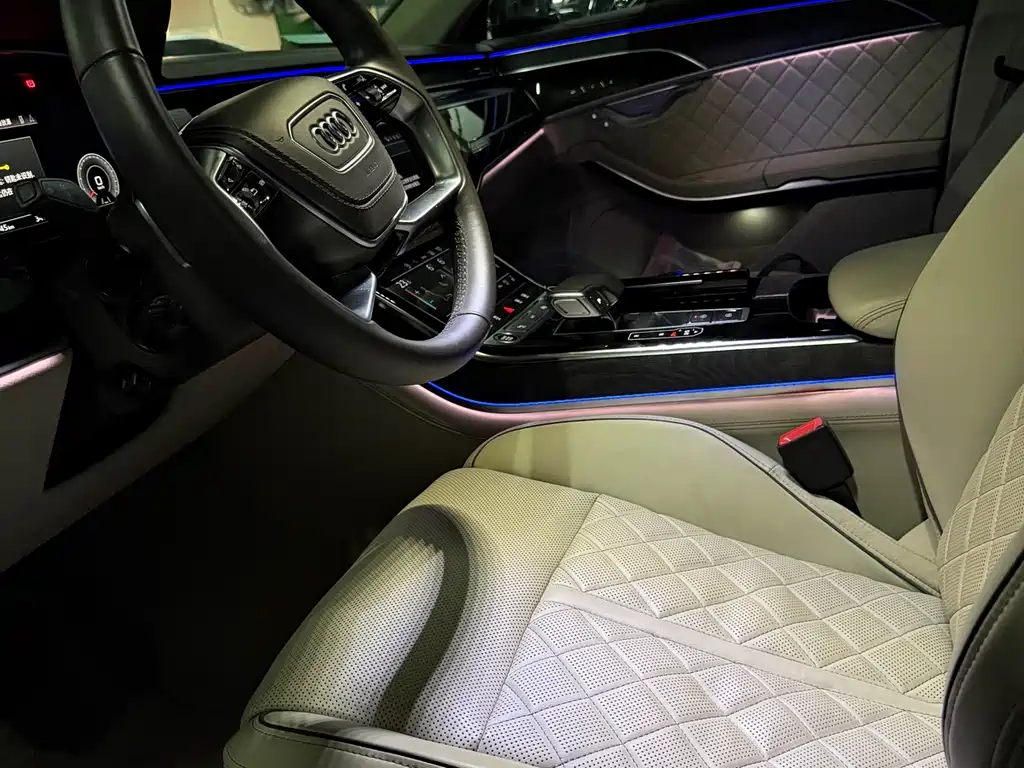 Audi A8 2022 A8L Horch