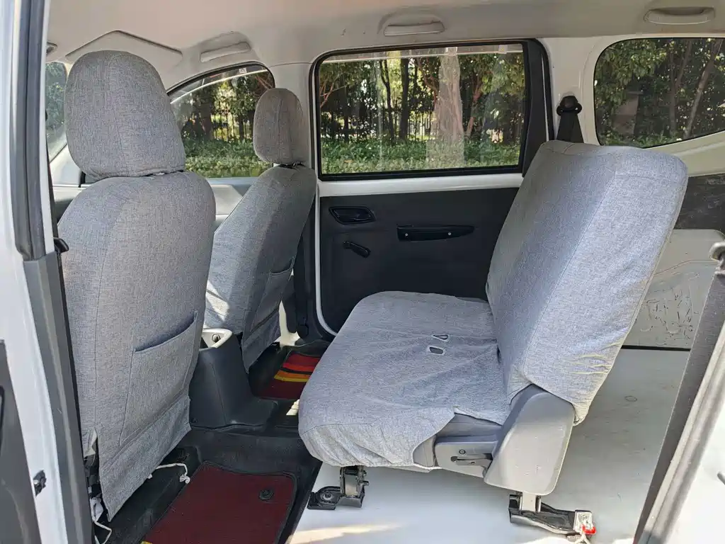 Wuling Hongguang EV — миниатюра 9