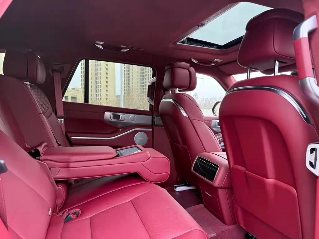 TANK TANK 700 NEW ENERGY