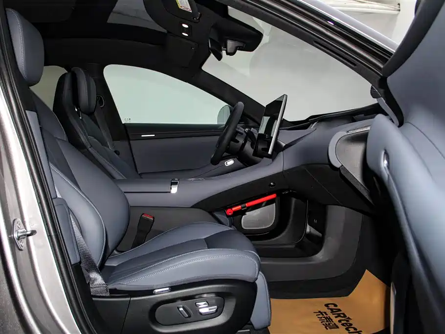 XIAOMI CAR XIAOMI YU7