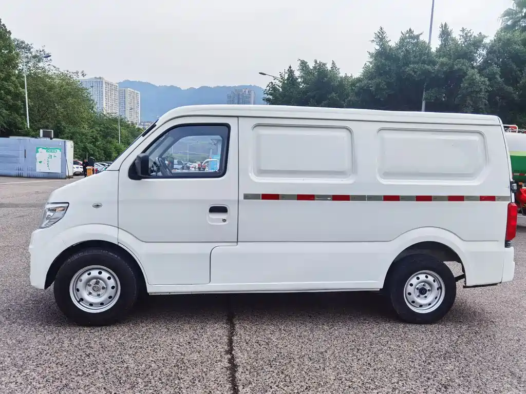 CHANGAN CHANGAN STAR 9EV