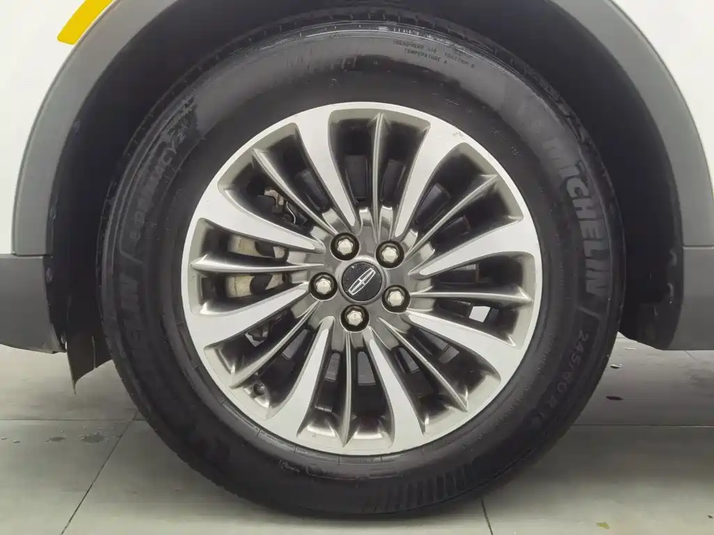 Lincoln Nautilus (Import) — миниатюра 17