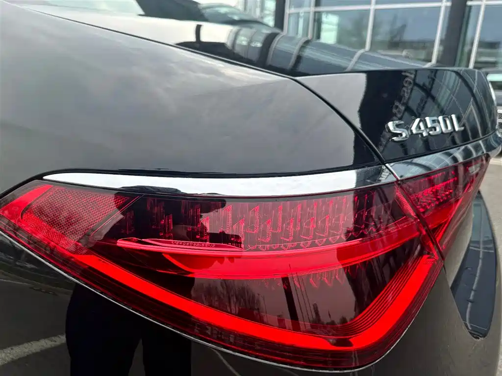 MERCEDES-BENZ S CLASS