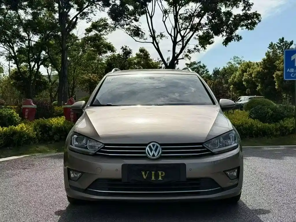 Volkswagen Golf Sportsvan — миниатюра 2
