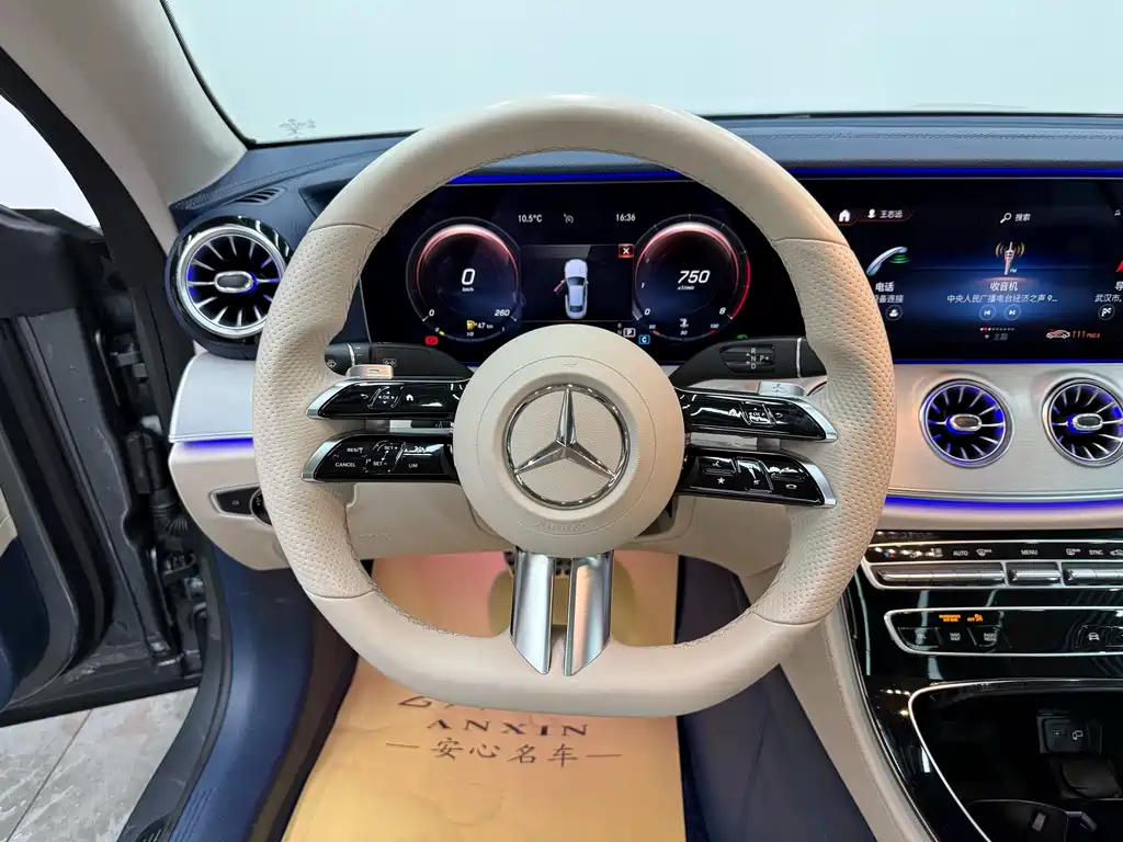 MERCEDES-BENZ E CLASS