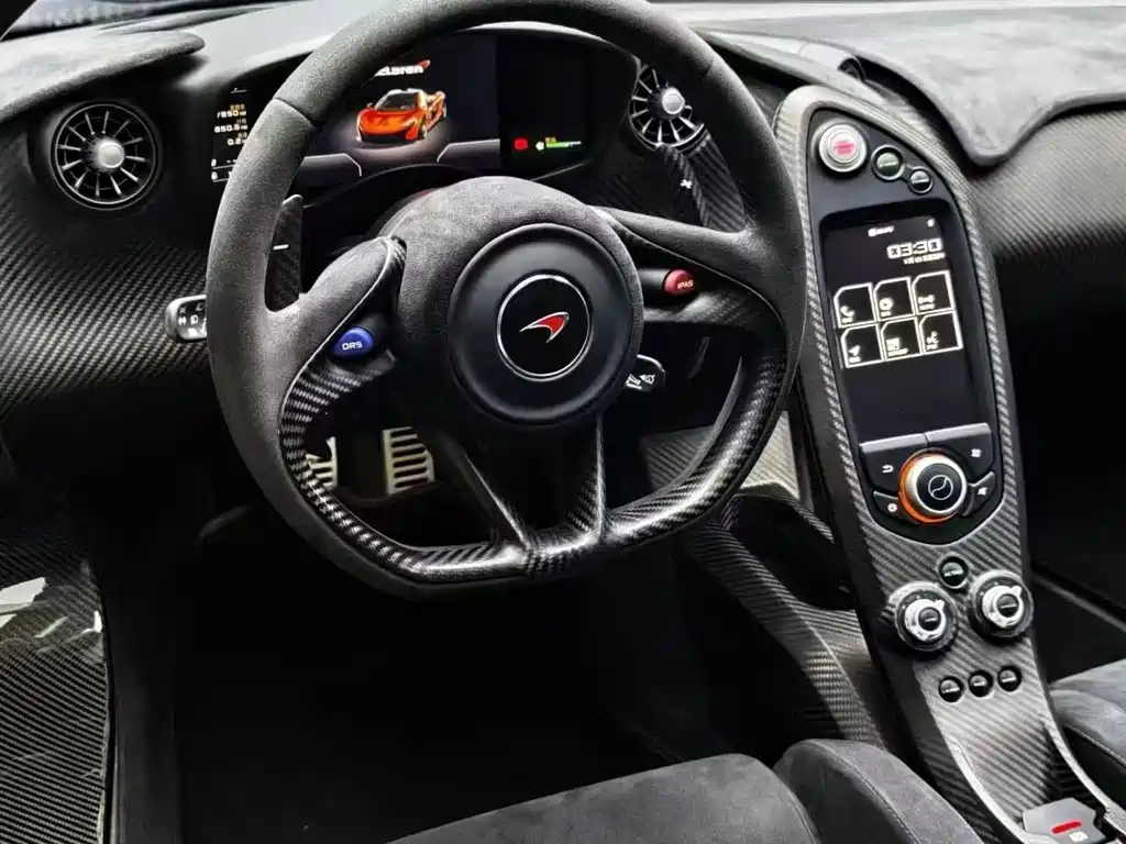 McLaren P1 2014 3.8T