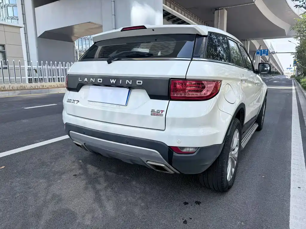 Landwind Landwind X7 — миниатюра 9