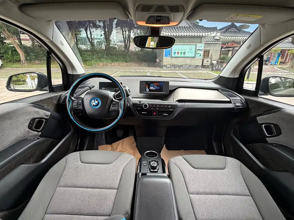 BMW i3 (Import) — миниатюра 15