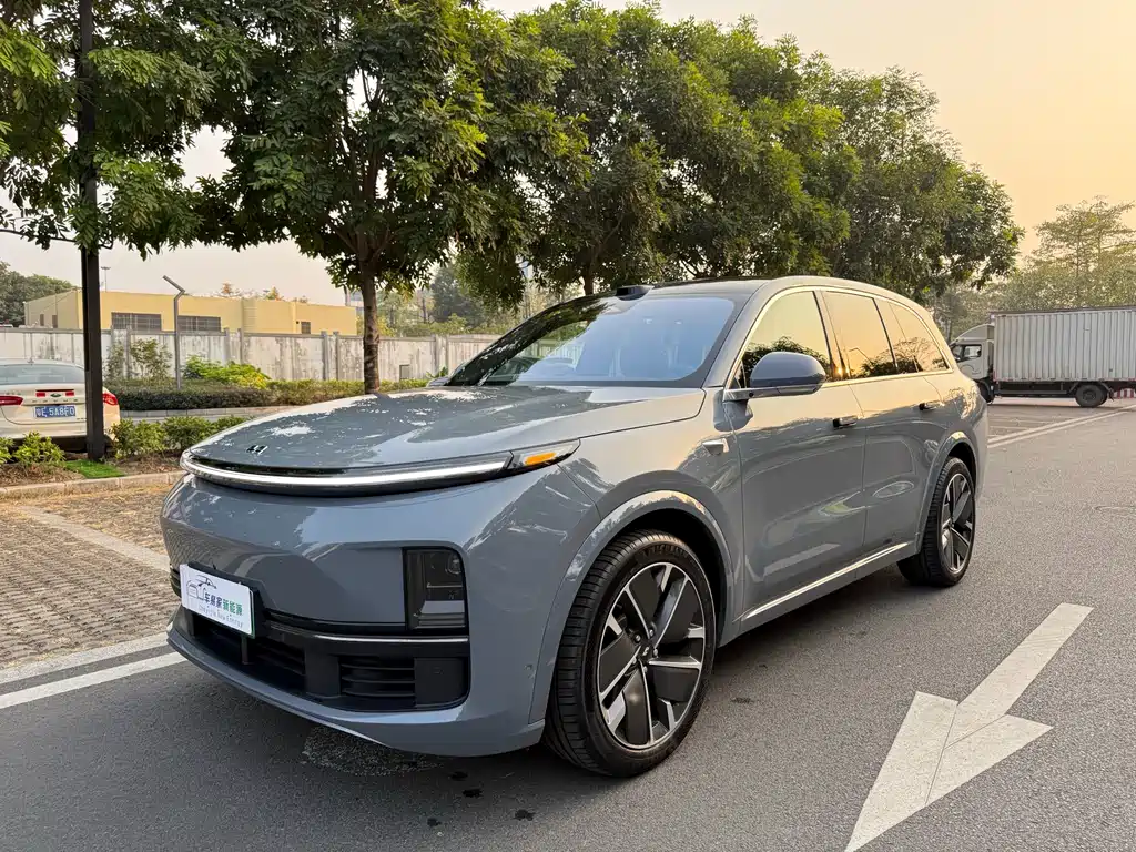 Li Auto IDEAL L8
