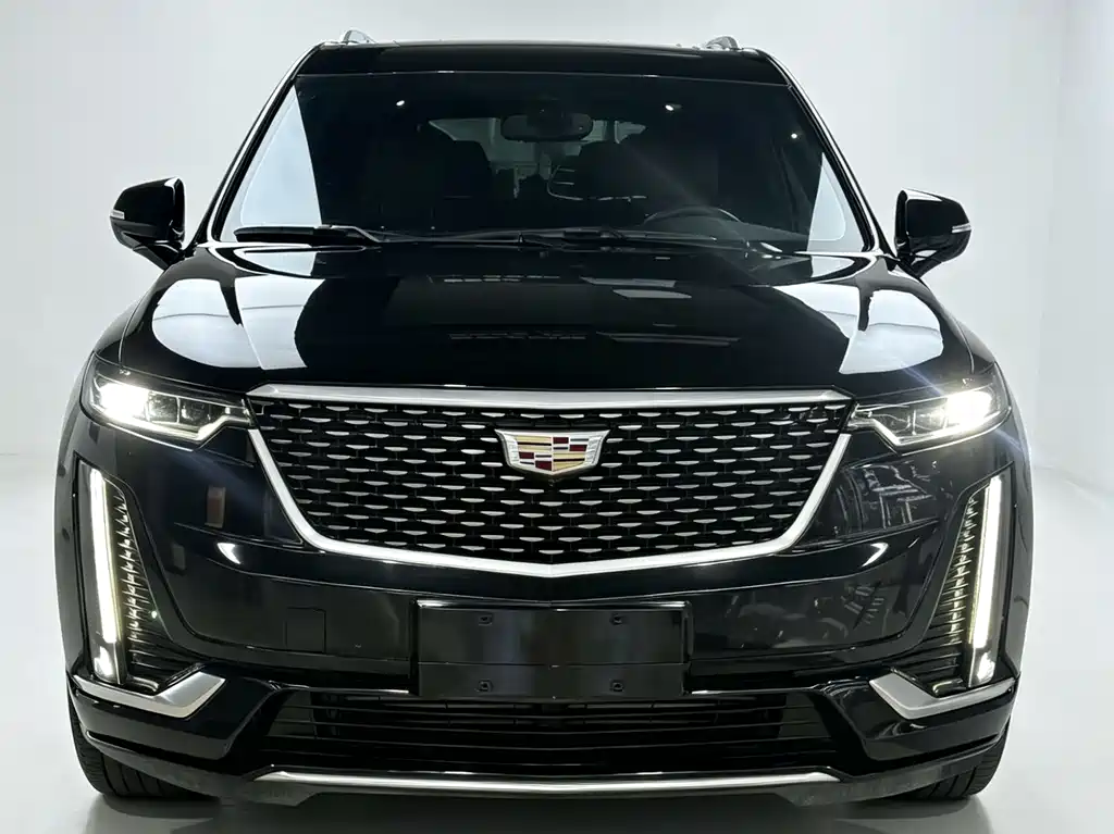 Cadillac XT6 2021 2.0T мест Luxury