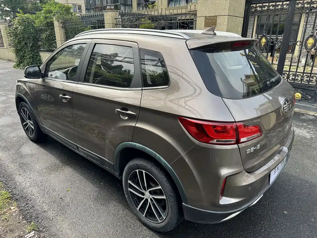 Bestune X40 2017 1.6L AT Luxury