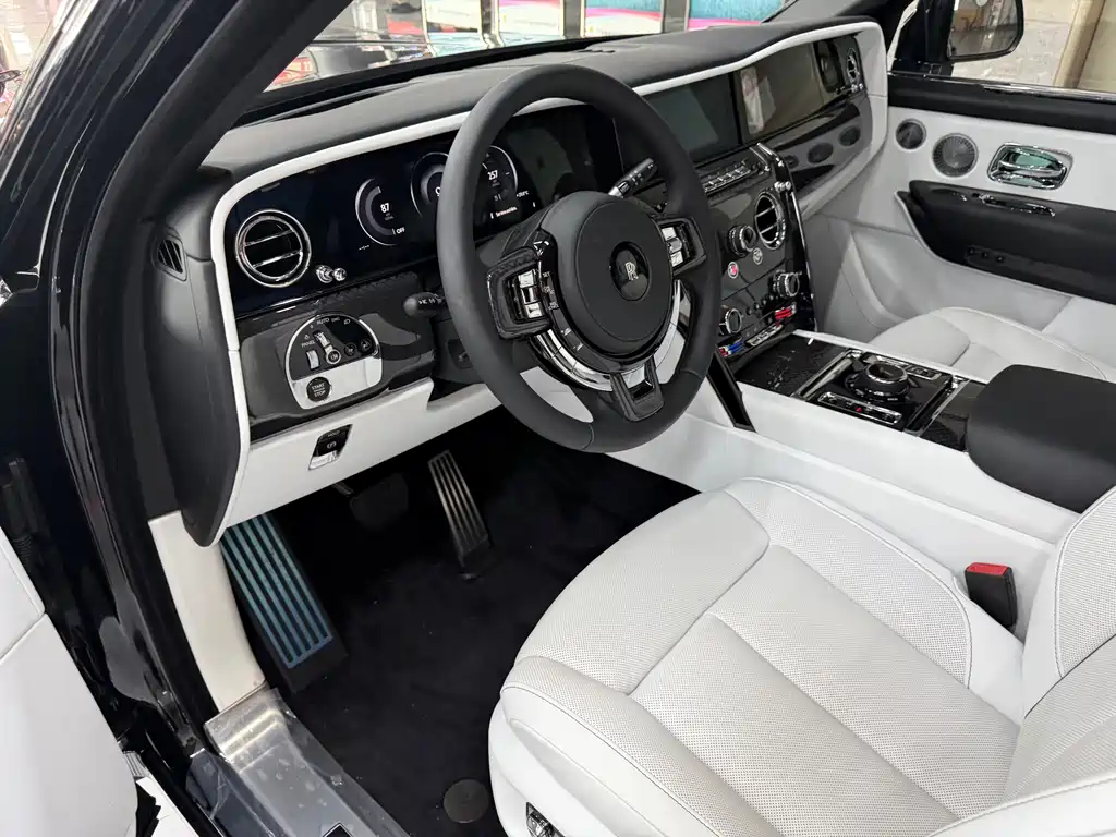 Rolls-Royce Cullinan — фотографии объявления, Фото 13