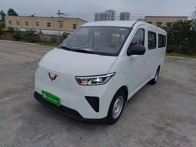 WULING AUTOMOBILE WULING YANGGUANG 2025