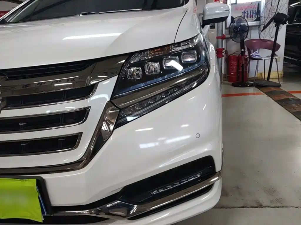 Honda Elysion — миниатюра 24