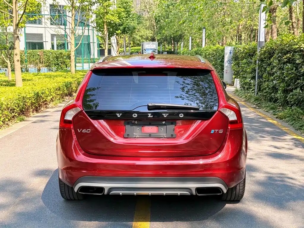 Volvo V60 — миниатюра 4