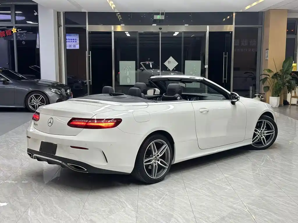 Mercedes-Benz E-Class (Import) — миниатюра 10