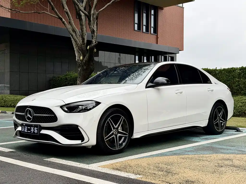 Mercedes-Benz C-Class 2023