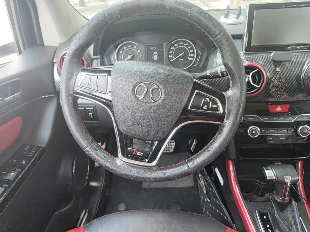 BAIC Senova X25 — миниатюра 6