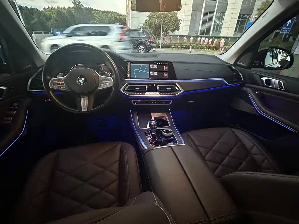 BMW X5 — миниатюра 9