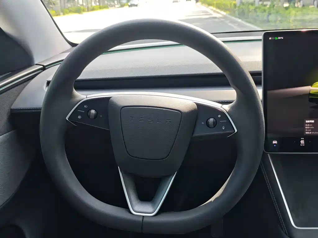 Tesla Model Y — фотографии объявления, Фото 14