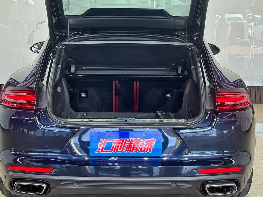 Porsche Panamera — миниатюра 23
