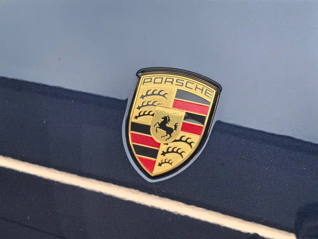 Porsche Macan — миниатюра 8