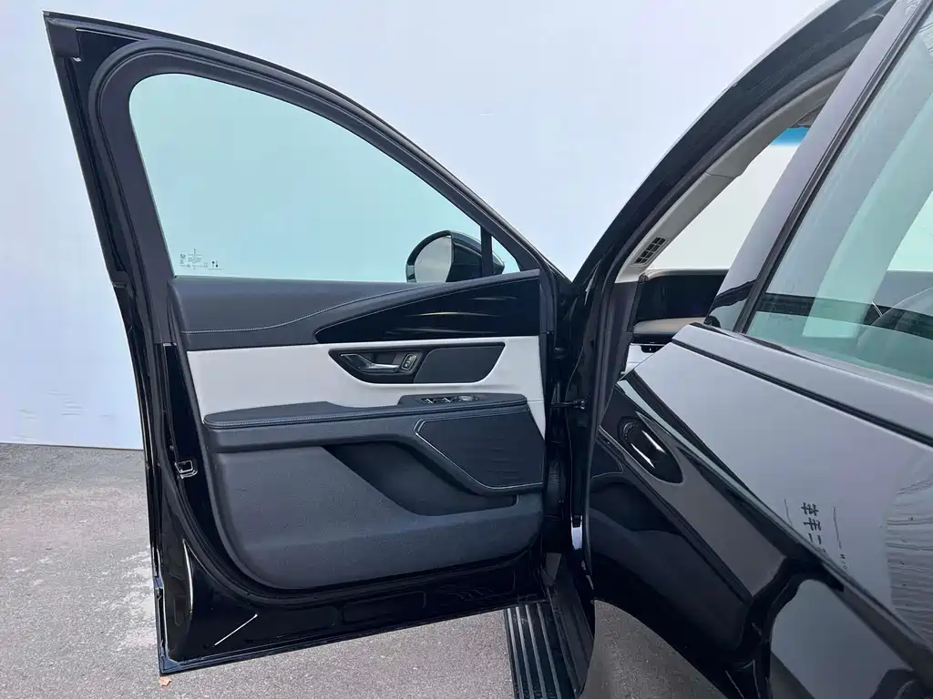 Lincoln Nautilus 2023 2.0T