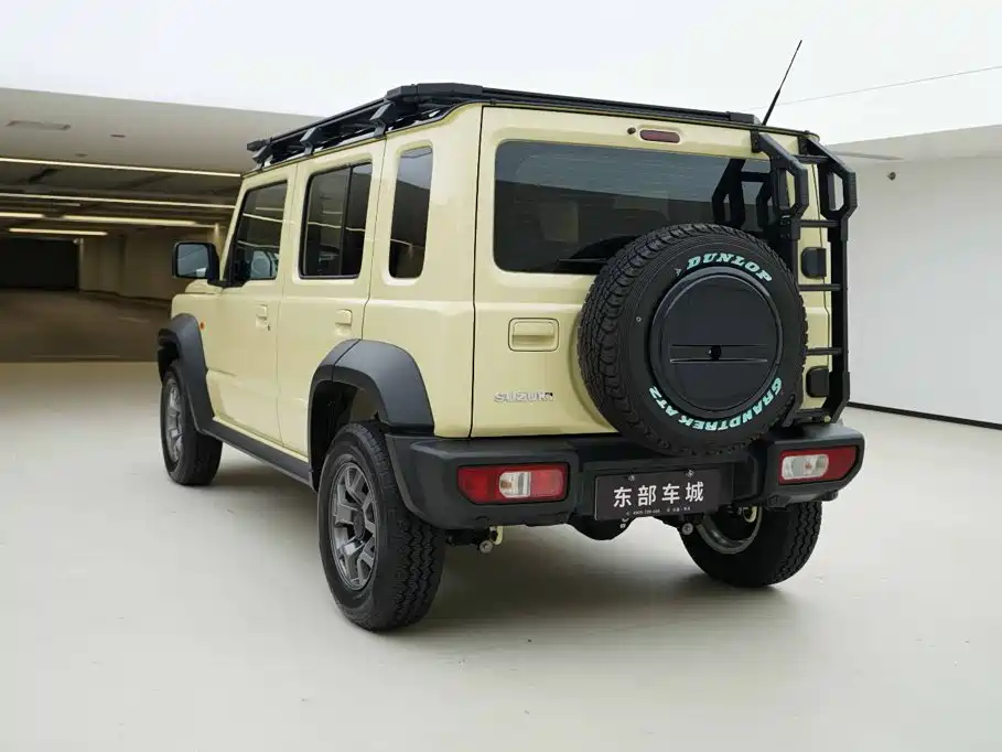 Suzuki Jimny — миниатюра 5