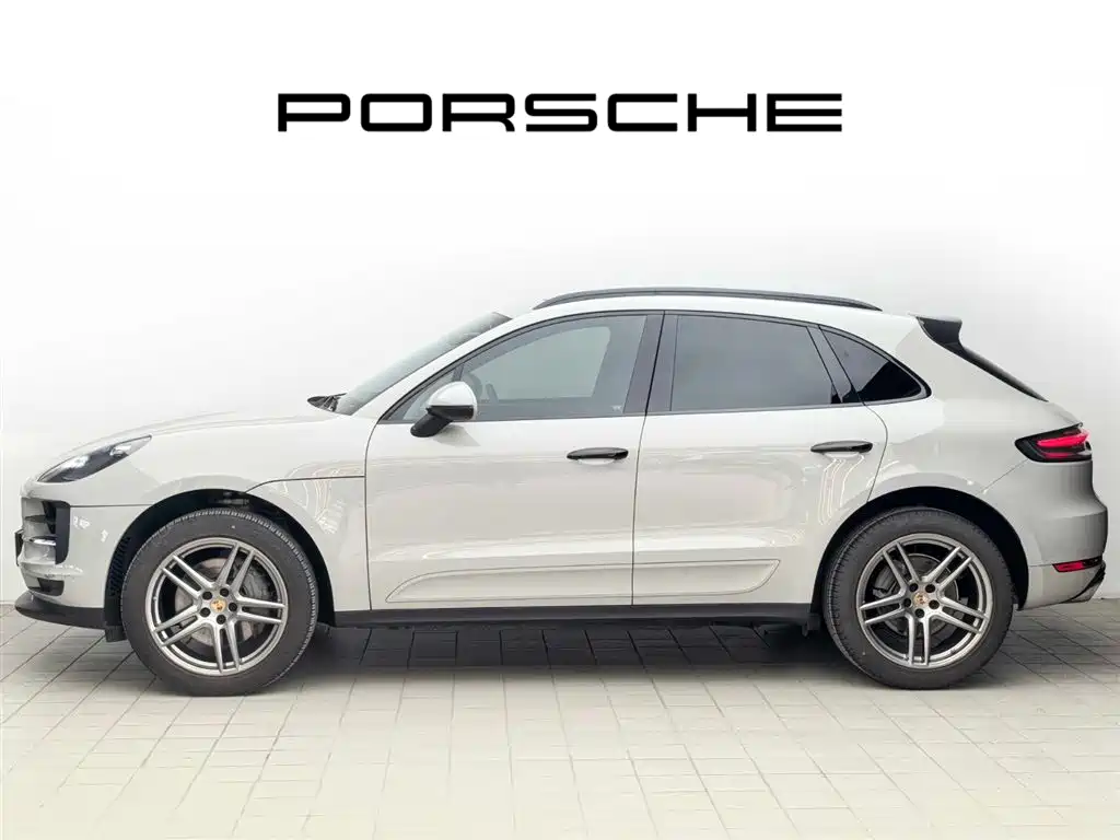 Porsche Macan — миниатюра 7
