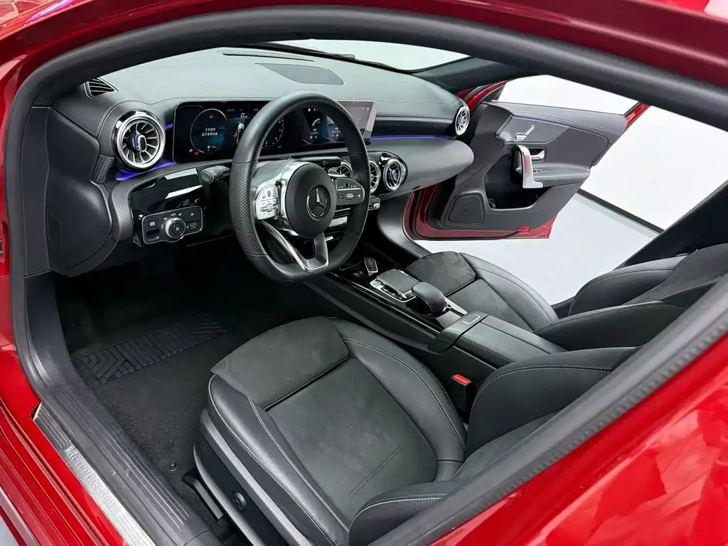 Mercedes-Benz A-Class — миниатюра 5