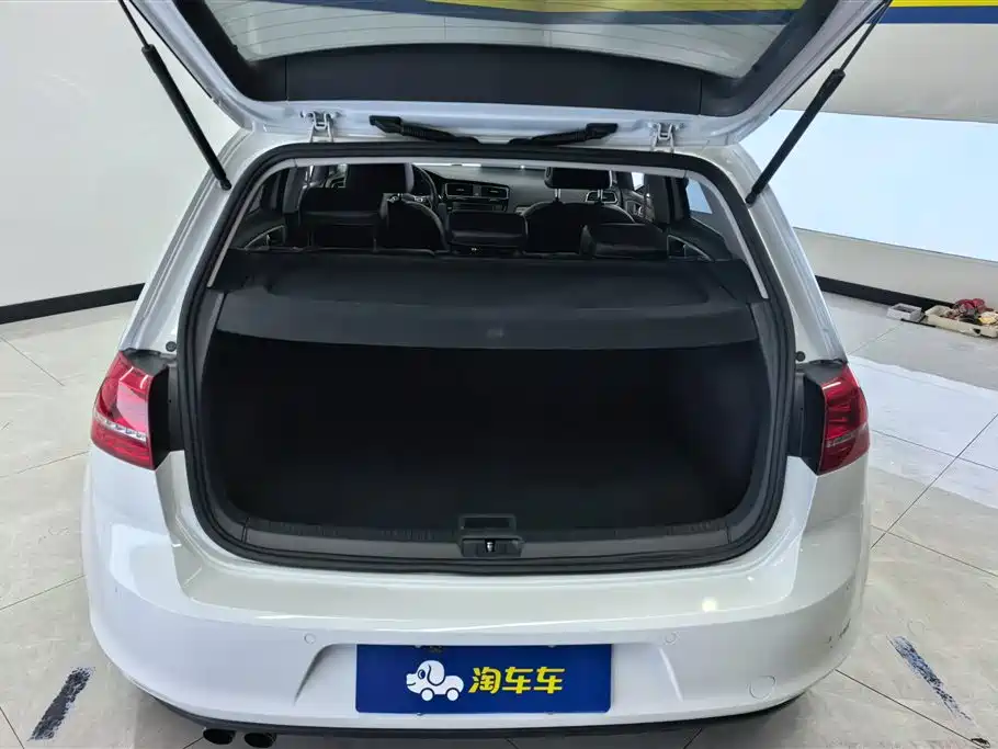 Volkswagen Golf 2016 1.4TSI 25