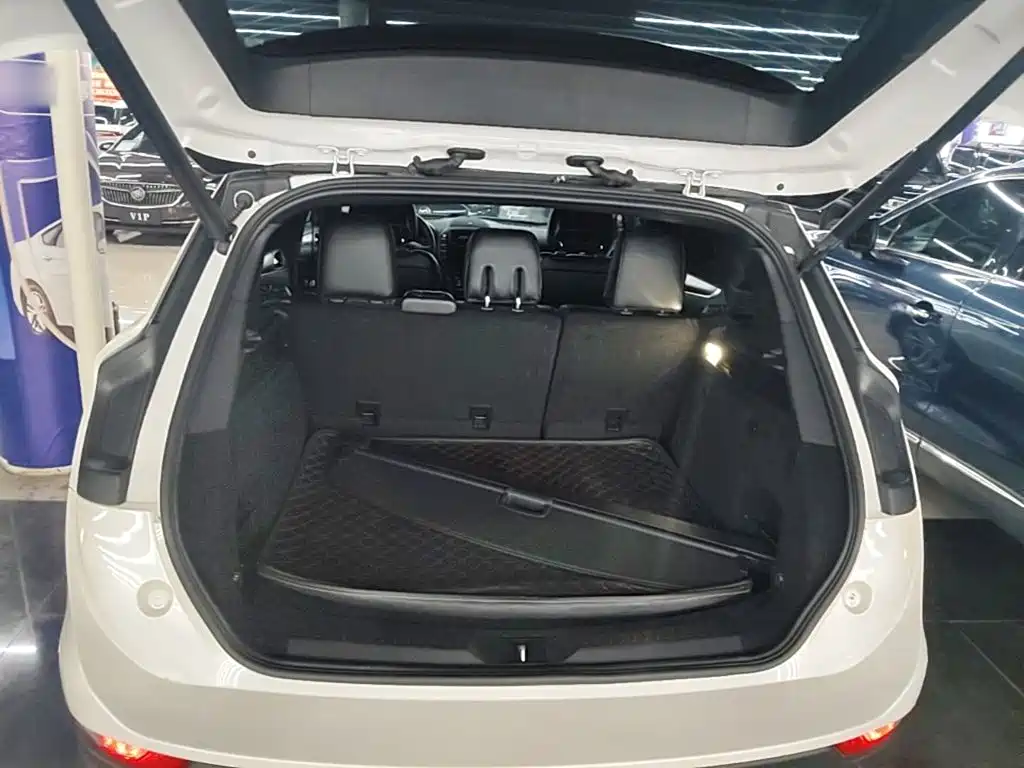 Lincoln MKC — миниатюра 19