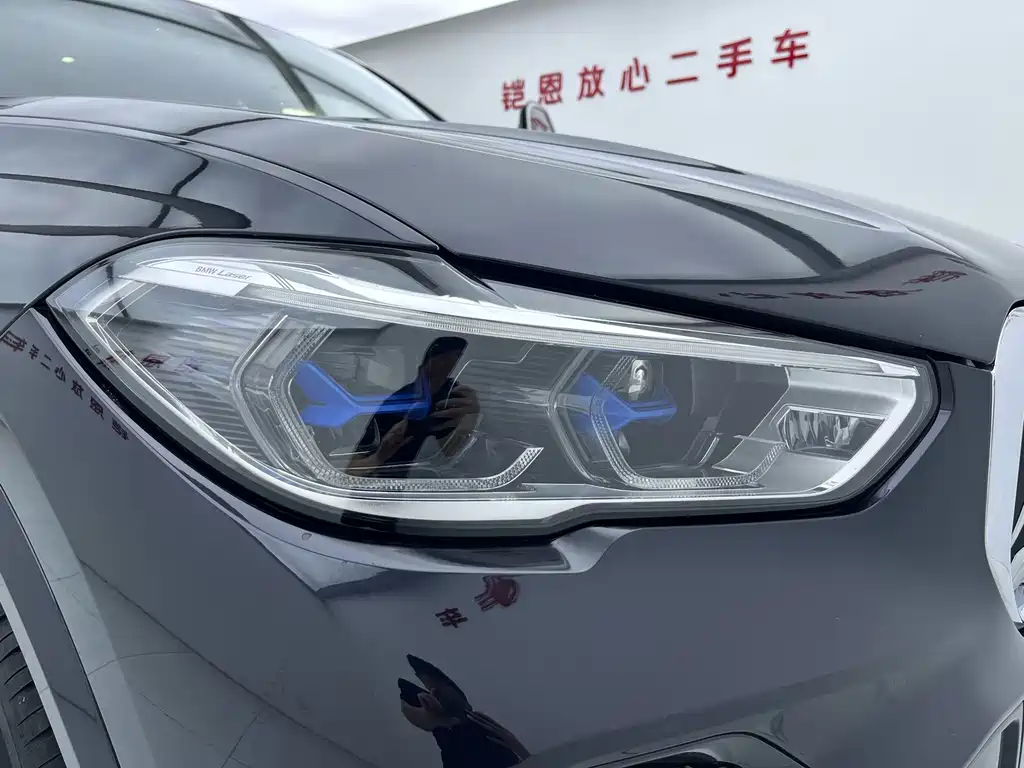 BMW X5 — миниатюра 13