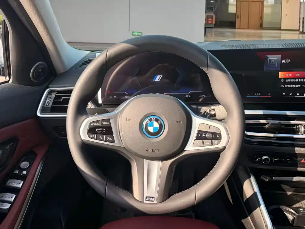 BMW i3 — миниатюра 5
