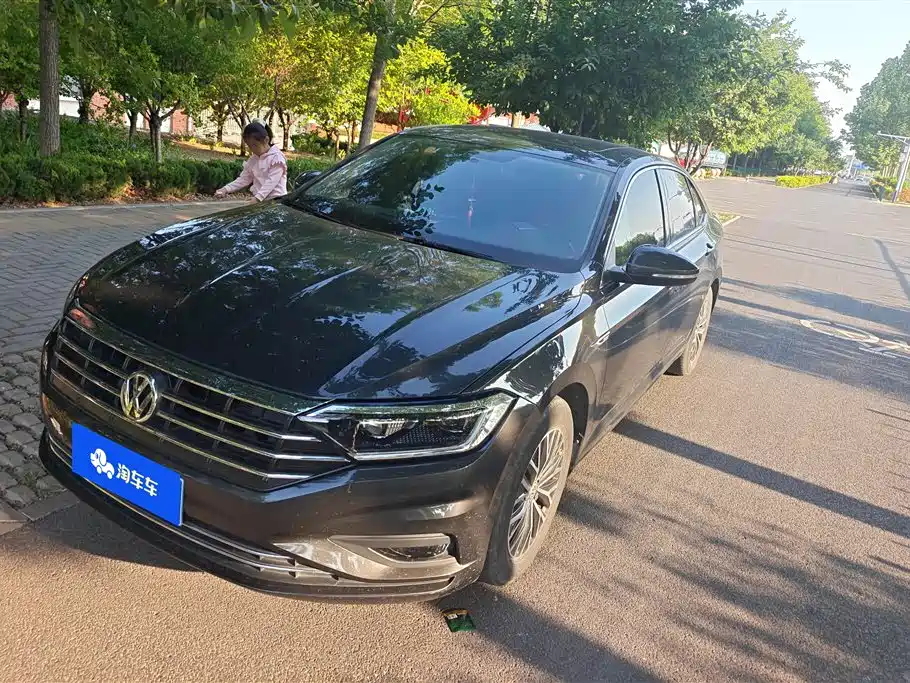 Volkswagen Sagitar 2020