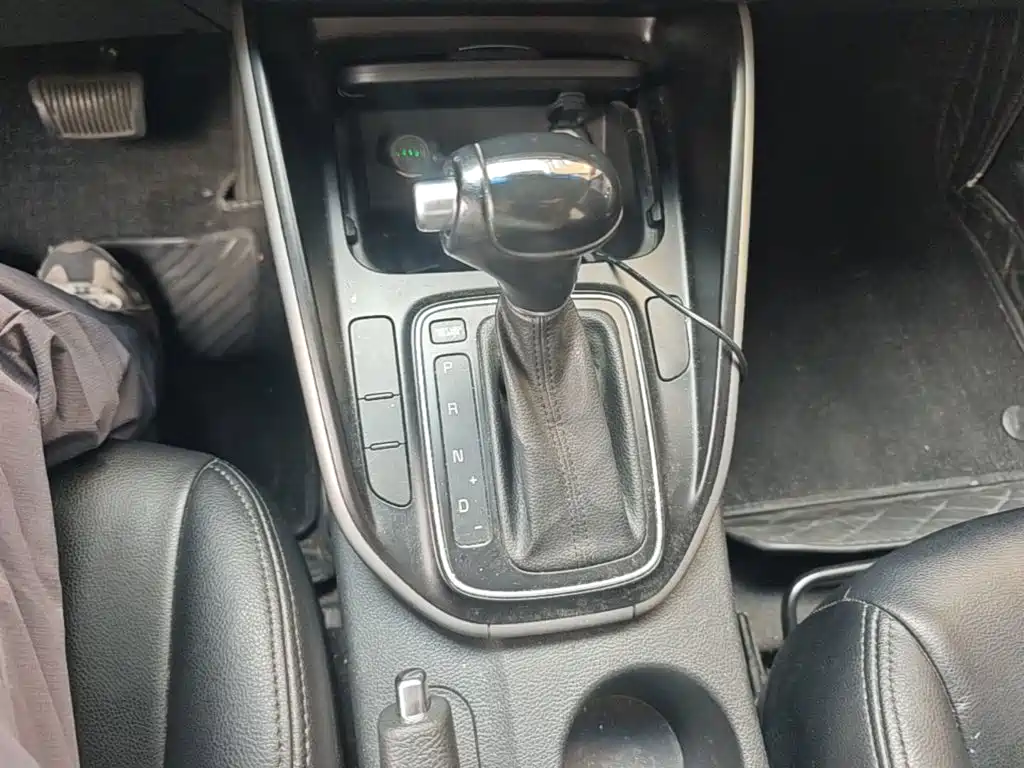 Kia Carens — миниатюра 14
