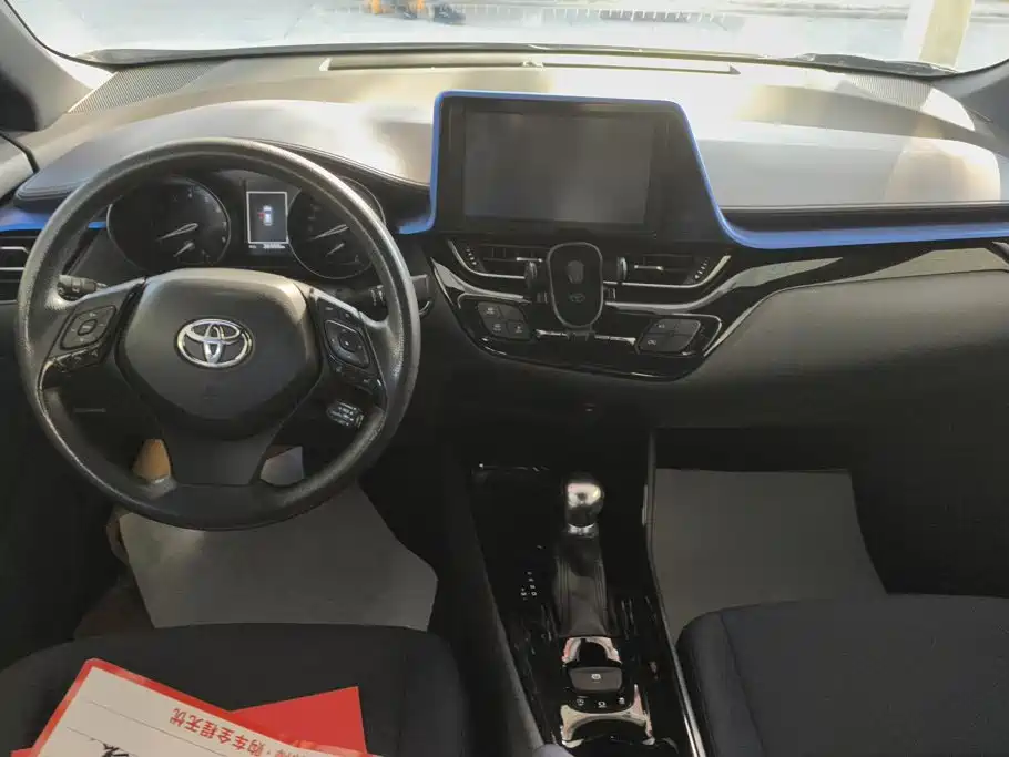 Toyota C-HR — миниатюра 12