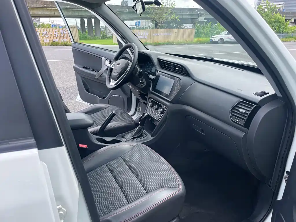 Chery Tiggo 3 — миниатюра 25
