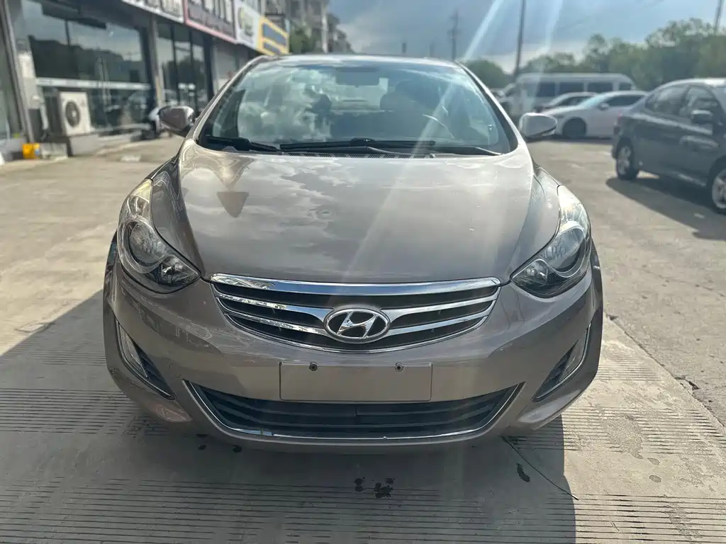 Hyundai Elantra Langdong 1.6L Auto Premium Type, фото 2