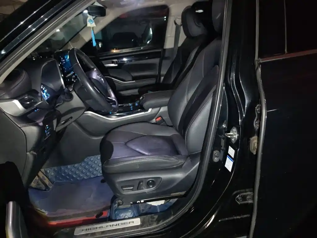 Toyota Highlander — миниатюра 8